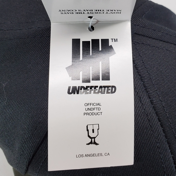 Undefeated Snapback - Picture 4 of 5